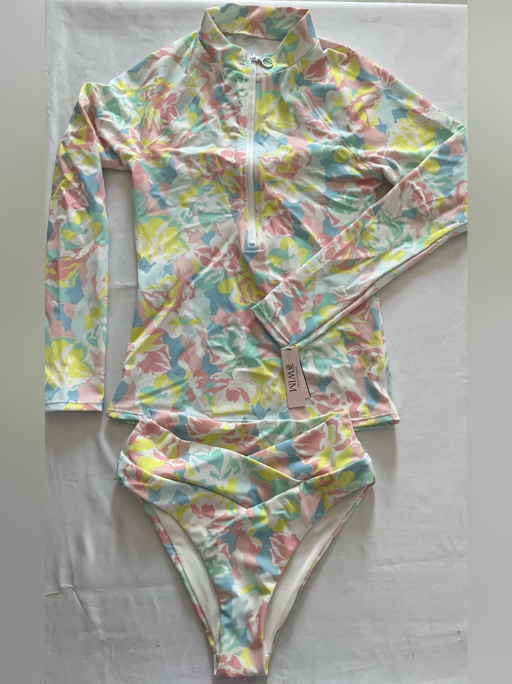 Victoria’s Secret Swim Floral Two-Piece Size Extra Small New